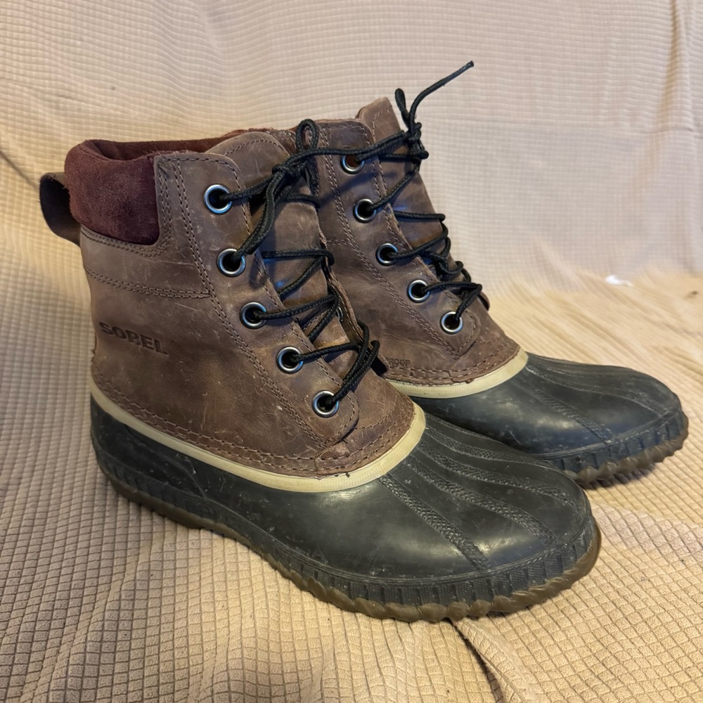 Sorel Brown and Black Winter Boots